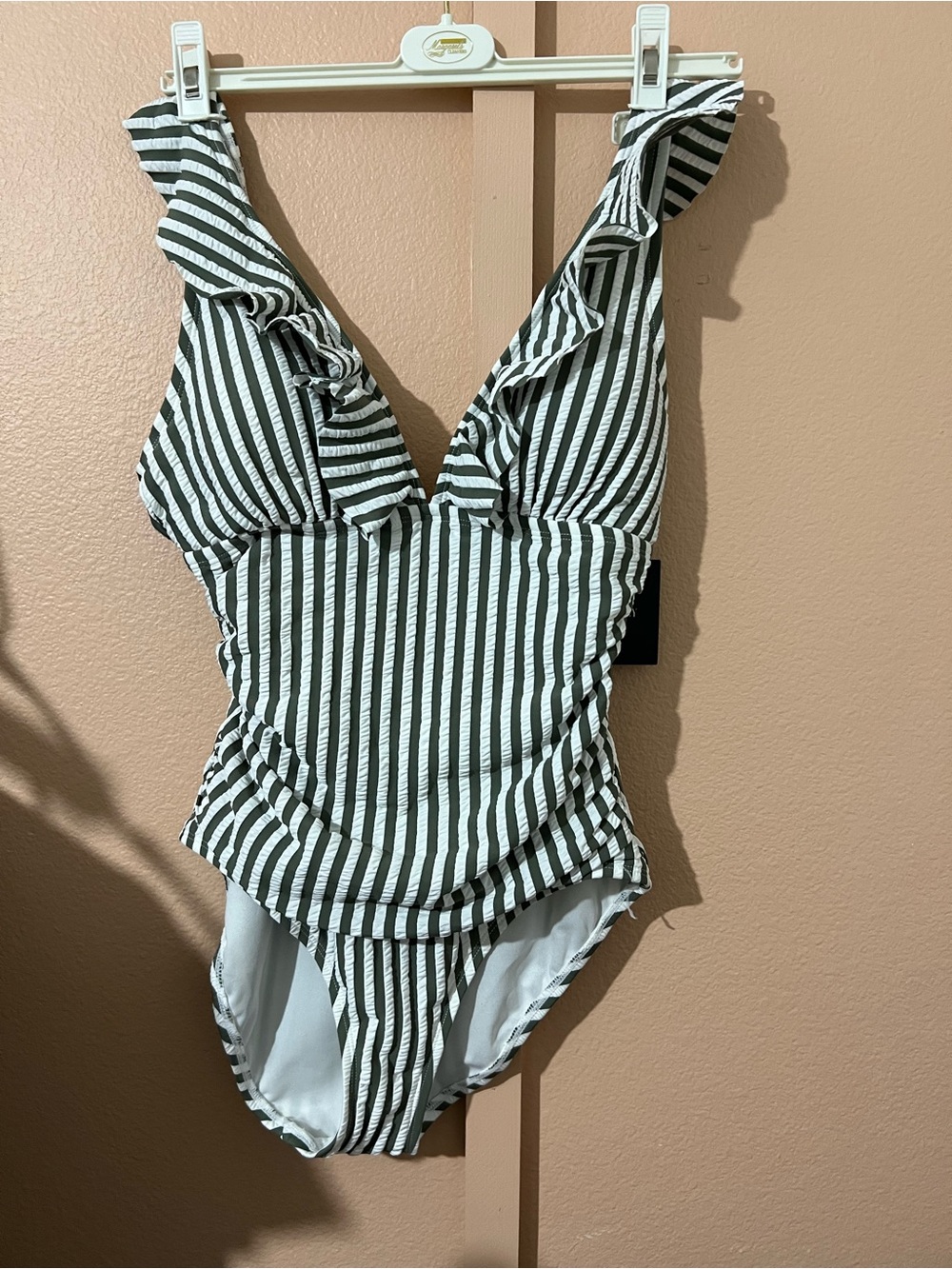 Striped Ruffle One-Piece Swimsuit - Olivine/White